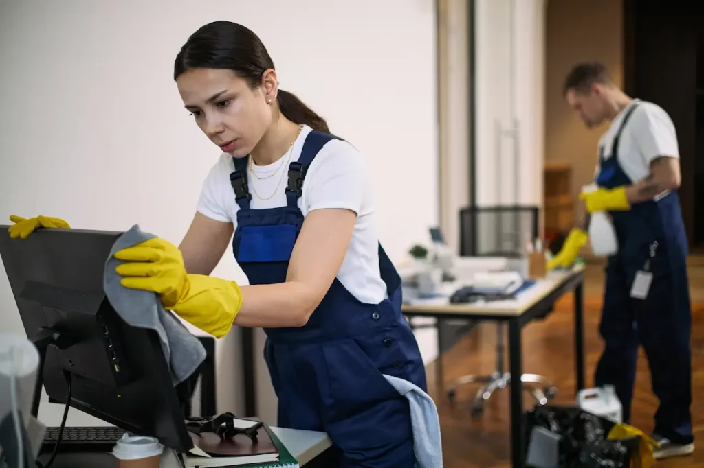 COMMERCIAL CLEANING WINDSOR